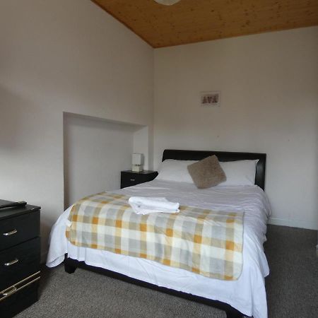 Hotel Hill Breeze House Merthyr Tydfil Exterior foto